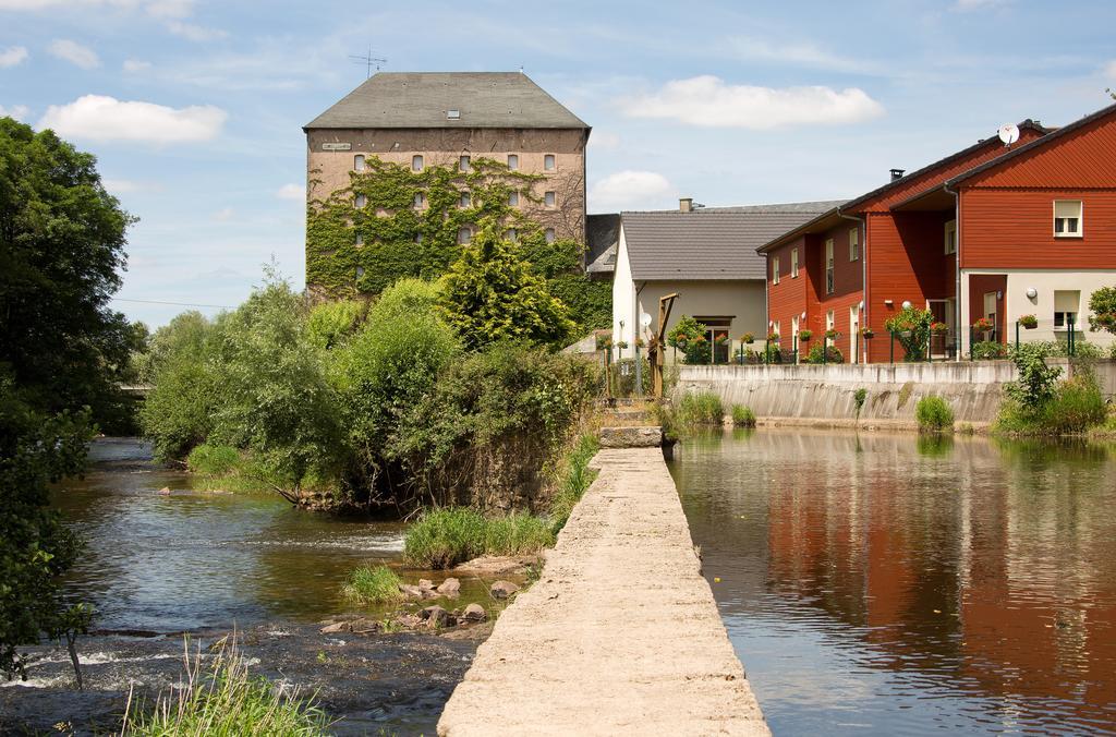 Auberge Du Moulin Marin Lapalisse Bagian luar foto